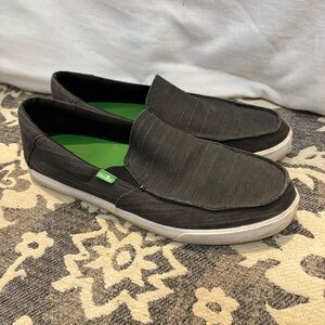 Mens Sanuk Shoes Size 11.5